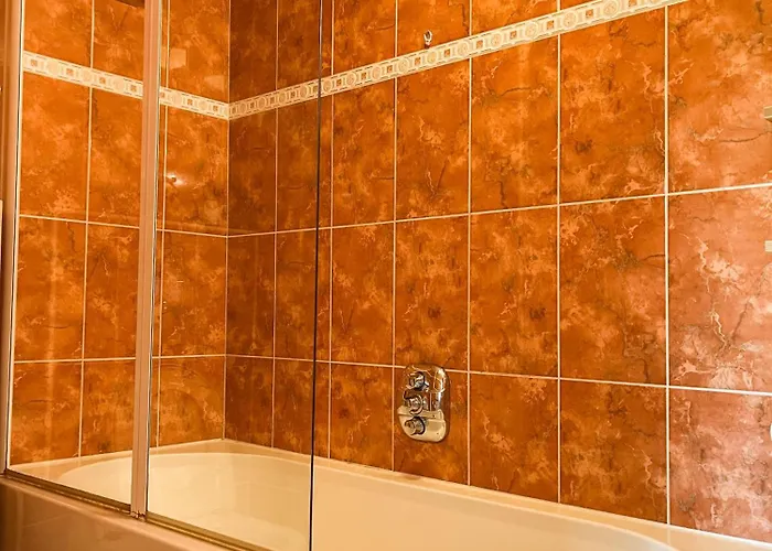 The Pelican Warmenhuizen